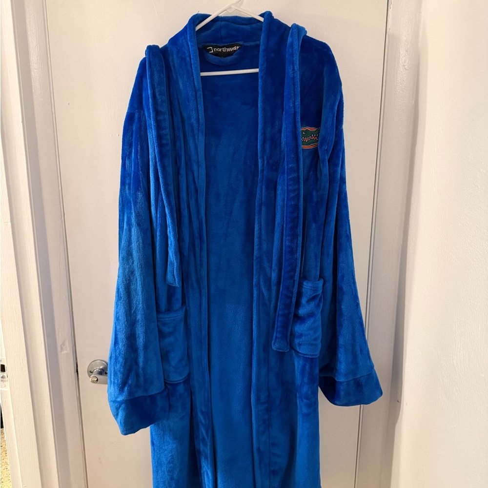 Northwest Men's Plush Hooded Robe in Royal Blue